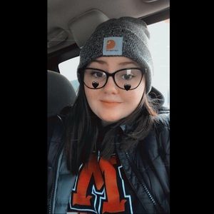 Meet your Posher, Mackenzie